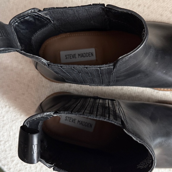 NEW Steve Madden Rilyn Leather Chelsea Boot Black Size 9 - Picture 4 of 7